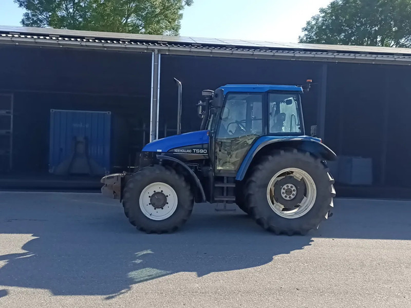 New Holland TS90 TS90 - Traktor: slika 2 New Holland TS90 TS90 - Traktor: slika 2