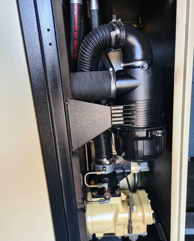 Kompresor śrubowy INGERSOLL RAND IRN 22K-CC 22 kw Falownik - Kompresor za vazduh: slika 5 Kompresor śrubowy INGERSOLL RAND IRN 22K-CC 22 kw Falownik - Kompresor za vazduh: slika 5