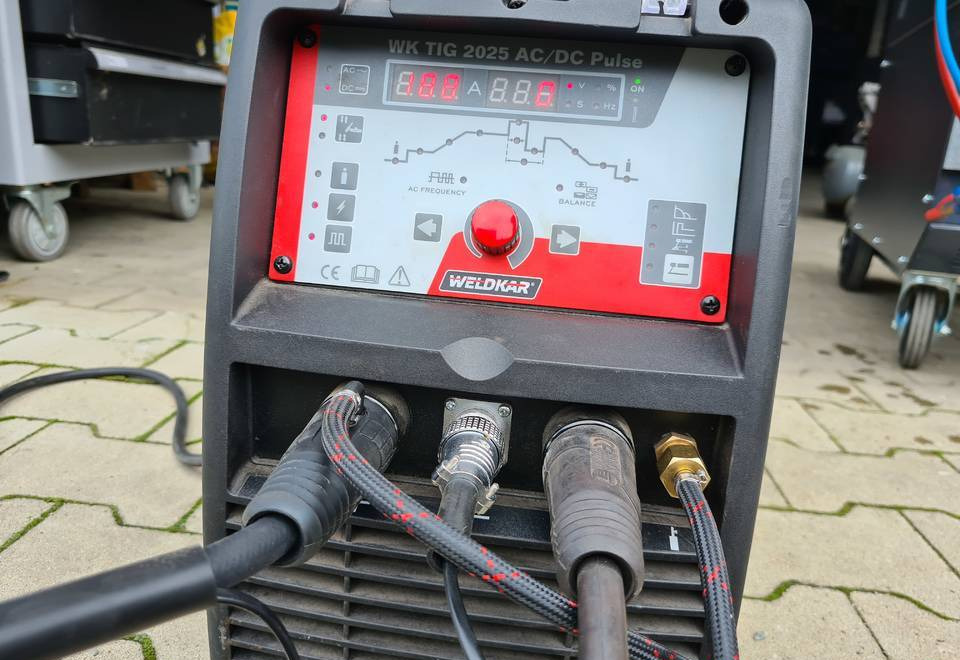 Spawarka Tig WELDKAR WK 2025 AC/DC Puls, 200A - Oprema za varenje: slika 1 Spawarka Tig WELDKAR WK 2025 AC/DC Puls, 200A - Oprema za varenje: slika 1
