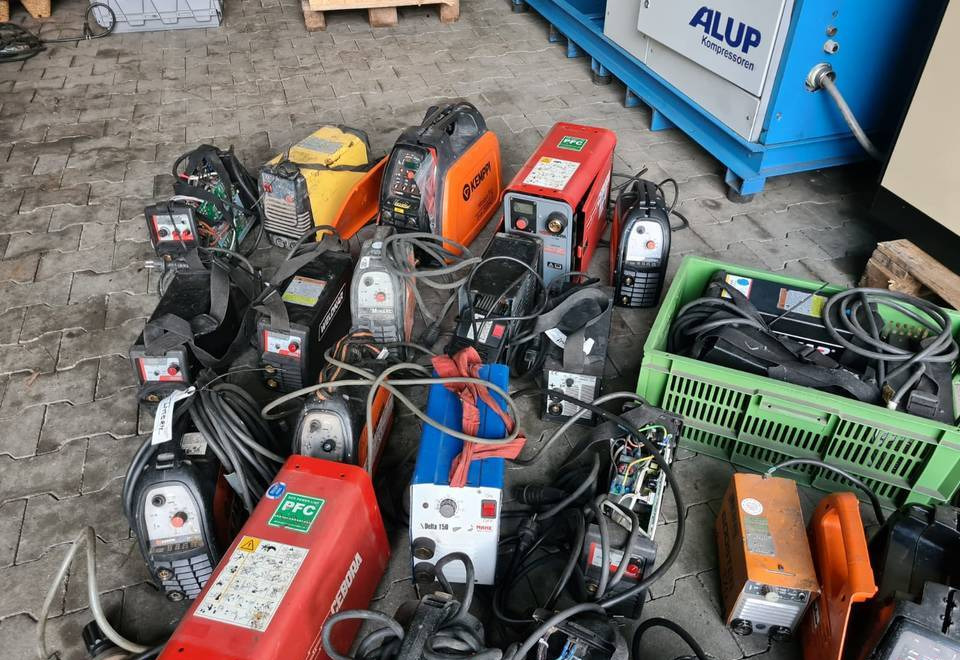 Spawarki invertorowe, używane, uszkodzone - Oprema za varenje: slika 3 Spawarki invertorowe, używane, uszkodzone - Oprema za varenje: slika 3