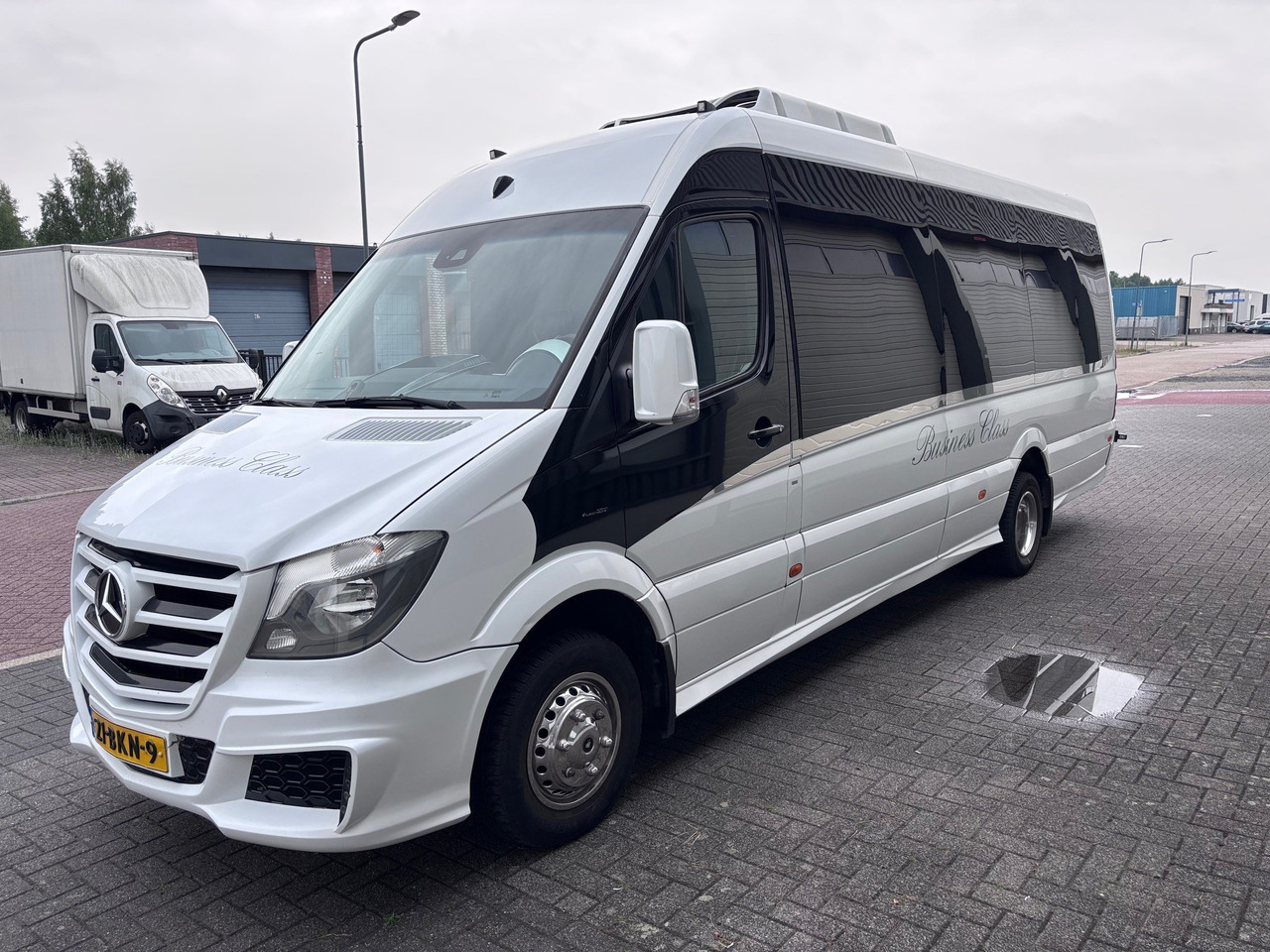Mercedes Sprinter 519 CDI BUSCONCEPT VIP - Minibus, Putnički kombi: slika 3 Mercedes Sprinter 519 CDI BUSCONCEPT VIP - Minibus, Putnički kombi: slika 3