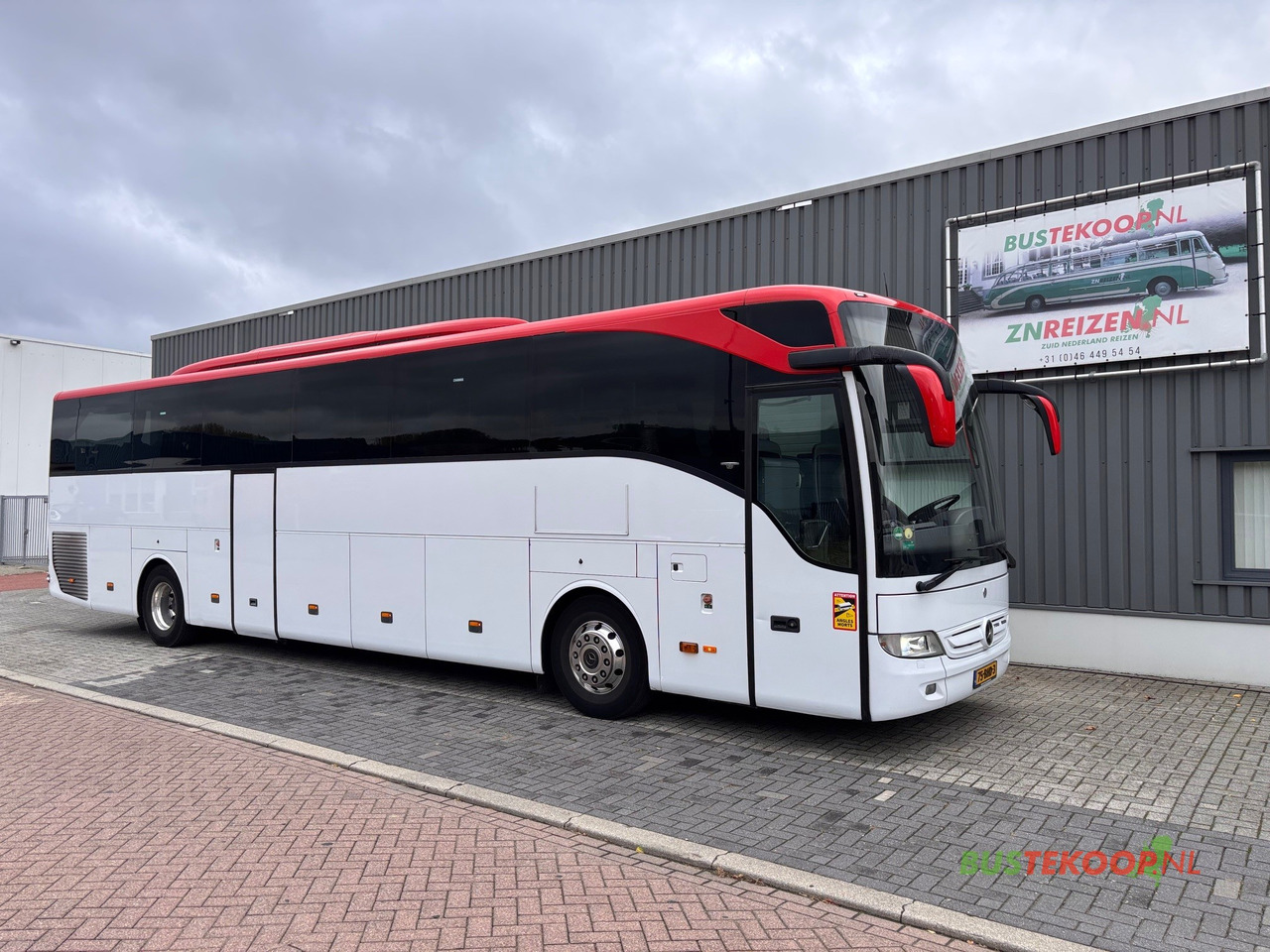Mercedes TOURISMO RHD-M/2A - Turistički autobus: slika 1 Mercedes TOURISMO RHD-M/2A - Turistički autobus: slika 1