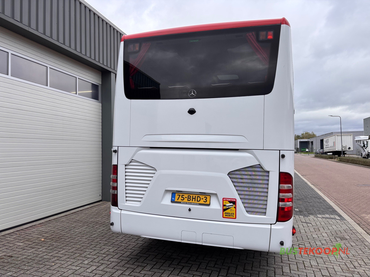 Mercedes TOURISMO RHD-M/2A - Turistički autobus: slika 5 Mercedes TOURISMO RHD-M/2A - Turistički autobus: slika 5