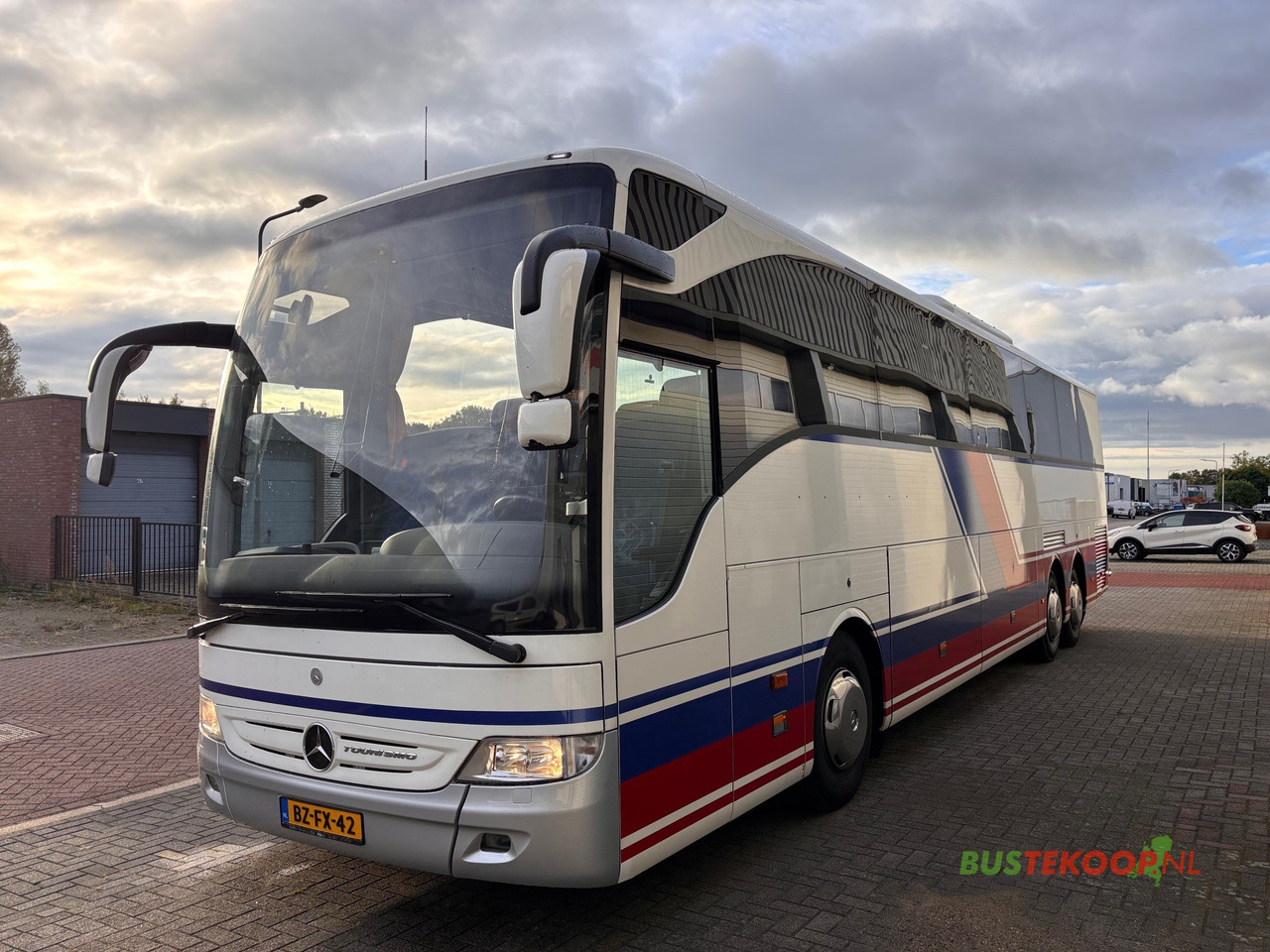Mercedes Tourismo 16 RHD-M 57 Pl. - Turistički autobus: slika 3 Mercedes Tourismo 16 RHD-M 57 Pl. - Turistički autobus: slika 3