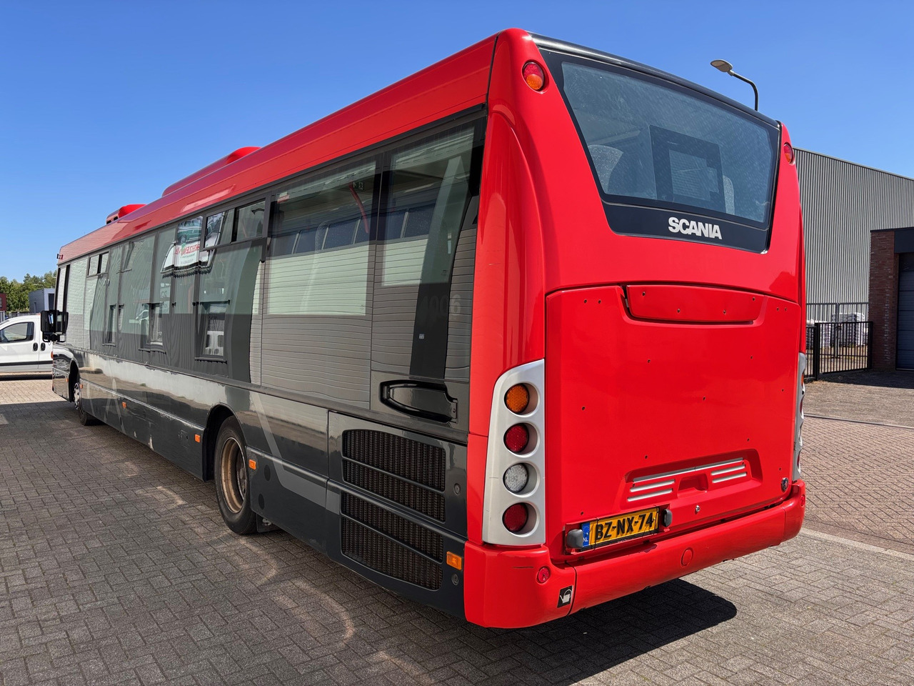 SCANIA Omnilink, Euro 5 EEV, 15x available - Gradski autobus: slika 4 SCANIA Omnilink, Euro 5 EEV, 15x available - Gradski autobus: slika 4