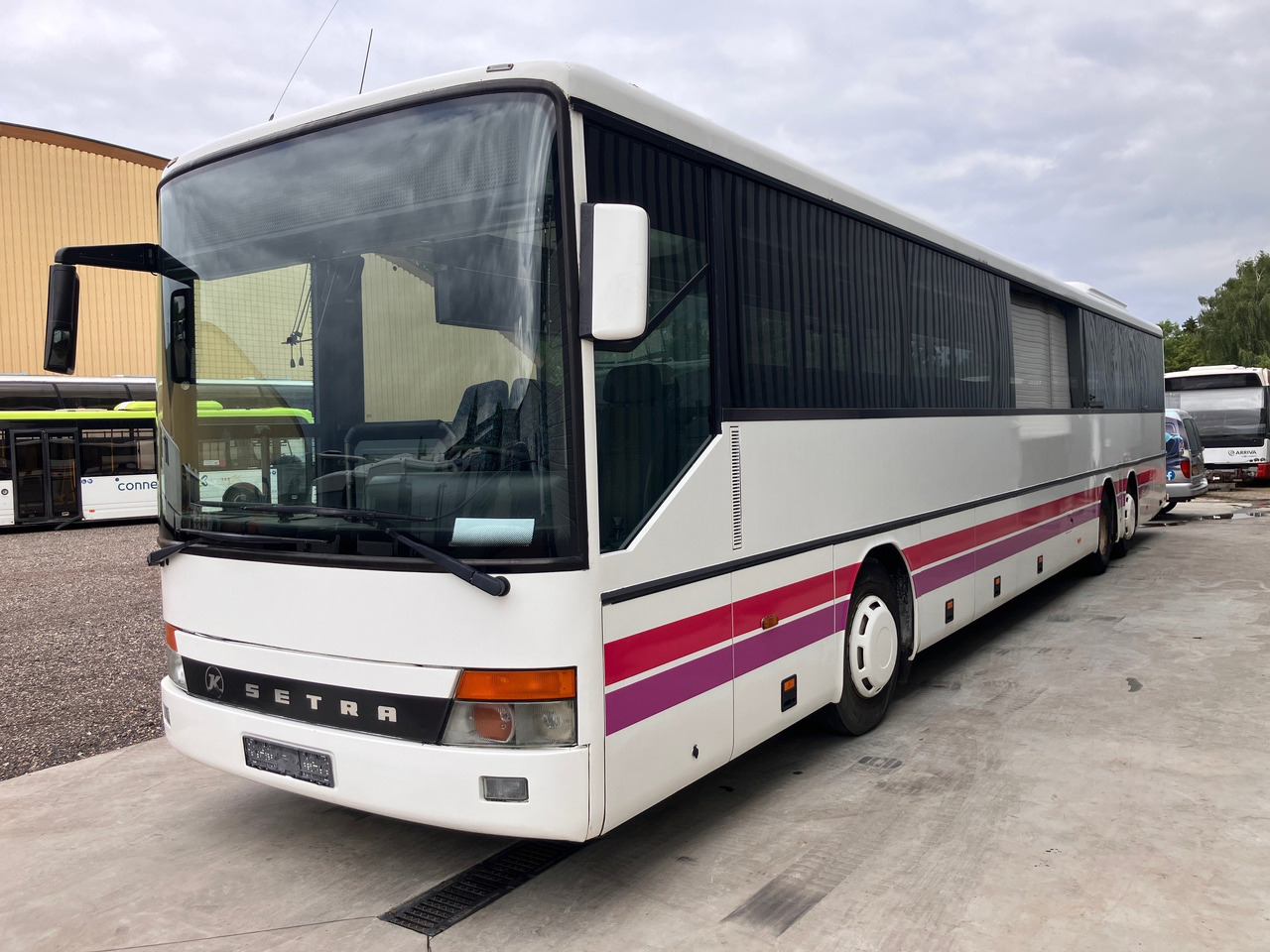 SETRA S319 UL (chassis work) - Prigradski autobus: slika 3 SETRA S319 UL (chassis work) - Prigradski autobus: slika 3