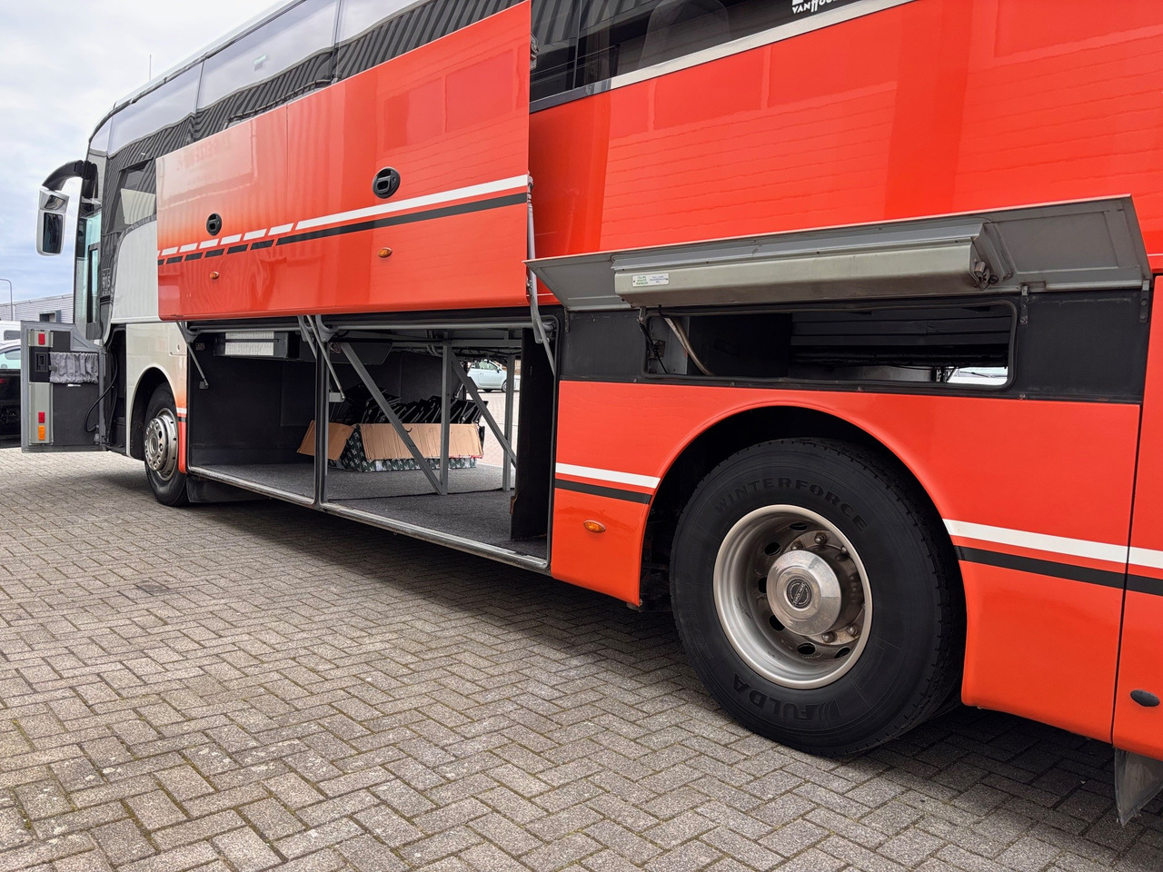 Turistički autobus Vanhool T915 Acron Euro 5: slika 8