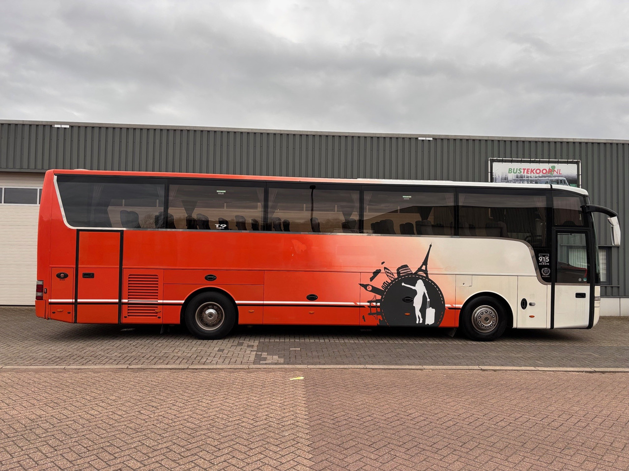 Turistički autobus Vanhool T915 Acron Euro 5: slika 7