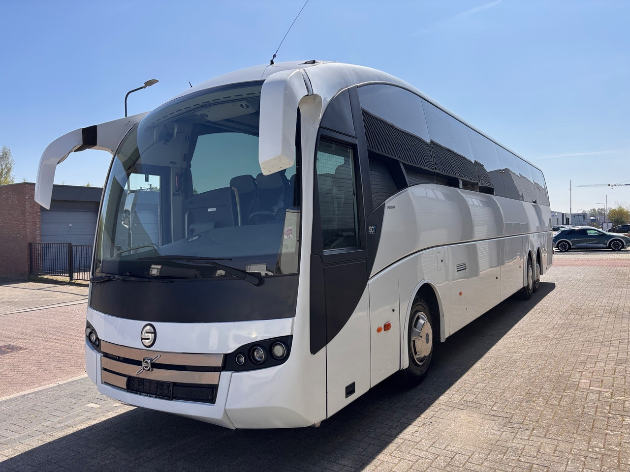 Volvo B11R SUNSUNDEGUI SC7, Euro 6. - Turistički autobus: slika 3 Volvo B11R SUNSUNDEGUI SC7, Euro 6. - Turistički autobus: slika 3