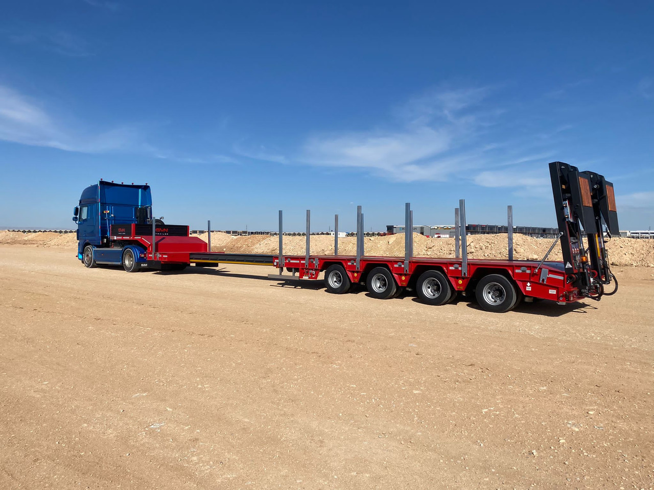 GVN Trailer 4 AXLE EXTENDABLE LOWBED - Niska poluprikolica za prevoz: slika 3 GVN Trailer 4 AXLE EXTENDABLE LOWBED - Niska poluprikolica za prevoz: slika 3