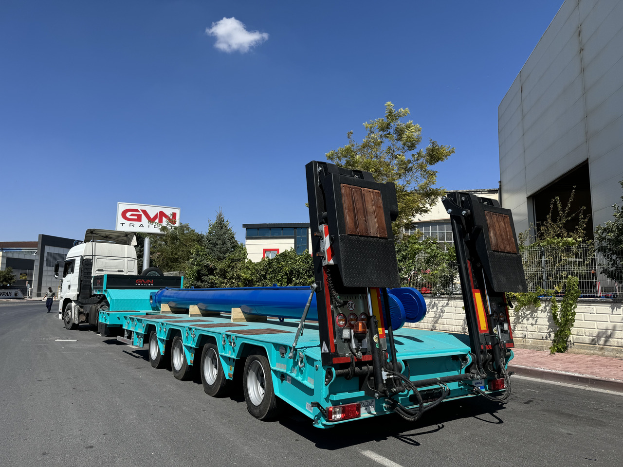 GVN Trailer 4 AXLE EXTENDABLE LOWBED - Niska poluprikolica za prevoz: slika 1 GVN Trailer 4 AXLE EXTENDABLE LOWBED - Niska poluprikolica za prevoz: slika 1