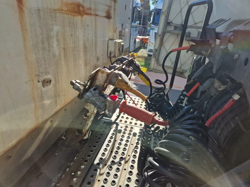 Diversen TURBO'S HOET OPL/3AT/38 - Poluprikolica sa zatvorenim sandukom: slika 2 Diversen TURBO'S HOET OPL/3AT/38 - Poluprikolica sa zatvorenim sandukom: slika 2