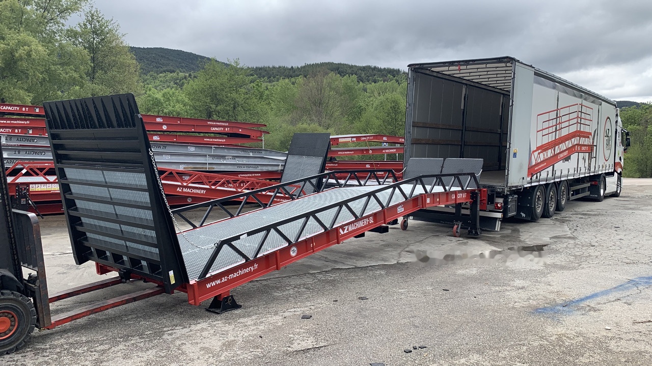 Utovarna rampa novi AZ RAMP STAR- 10T-ZR mobile loading ramp: slika 24