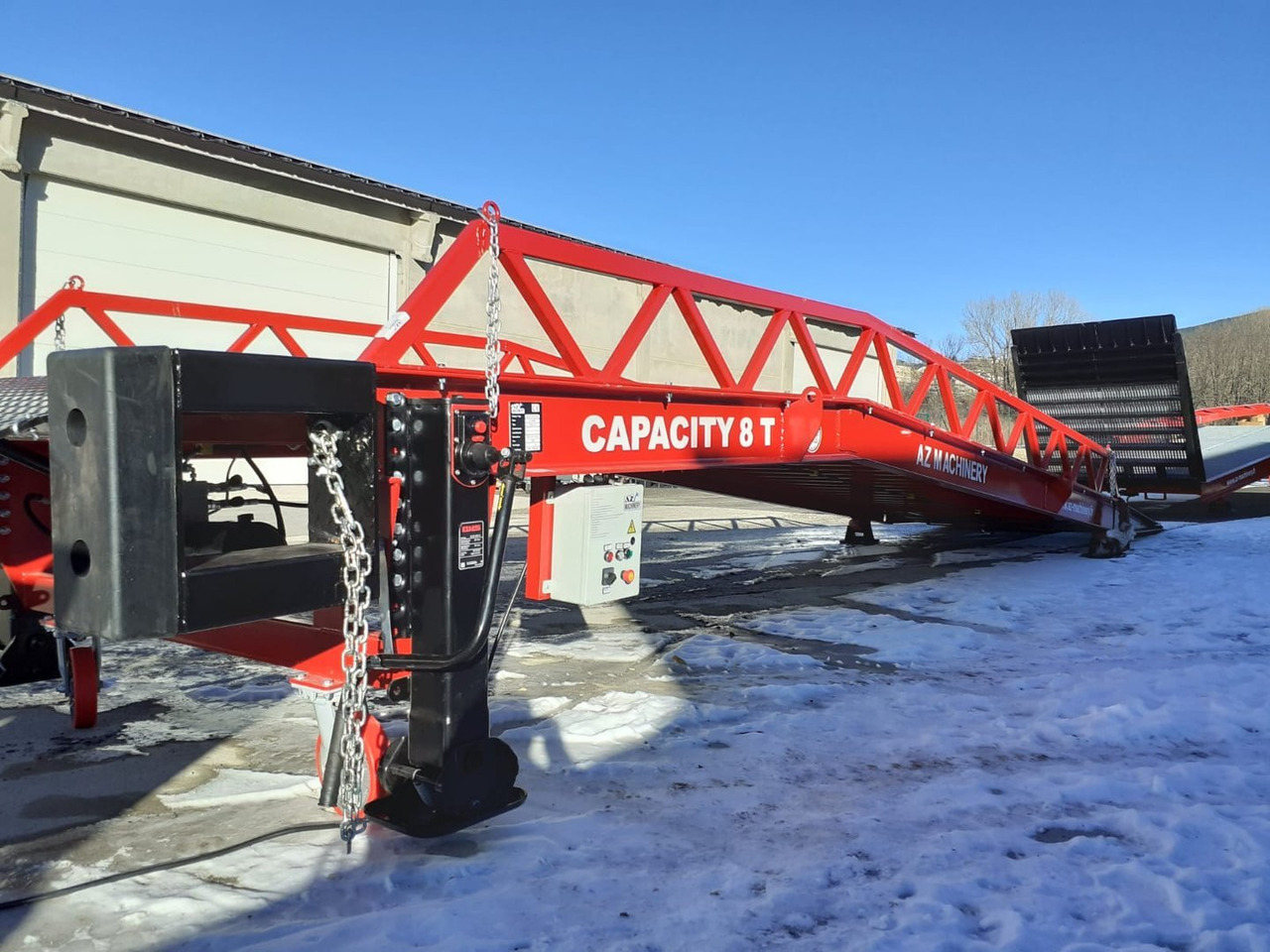 Loading Ramp with with electric tilting bridge - AZ RAMP - STAR- 10T-ZR-E. 10 ton capacity - Utovarna rampa: slika 3 Loading Ramp with with electric tilting bridge - AZ RAMP - STAR- 10T-ZR-E. 10 ton capacity - Utovarna rampa: slika 3