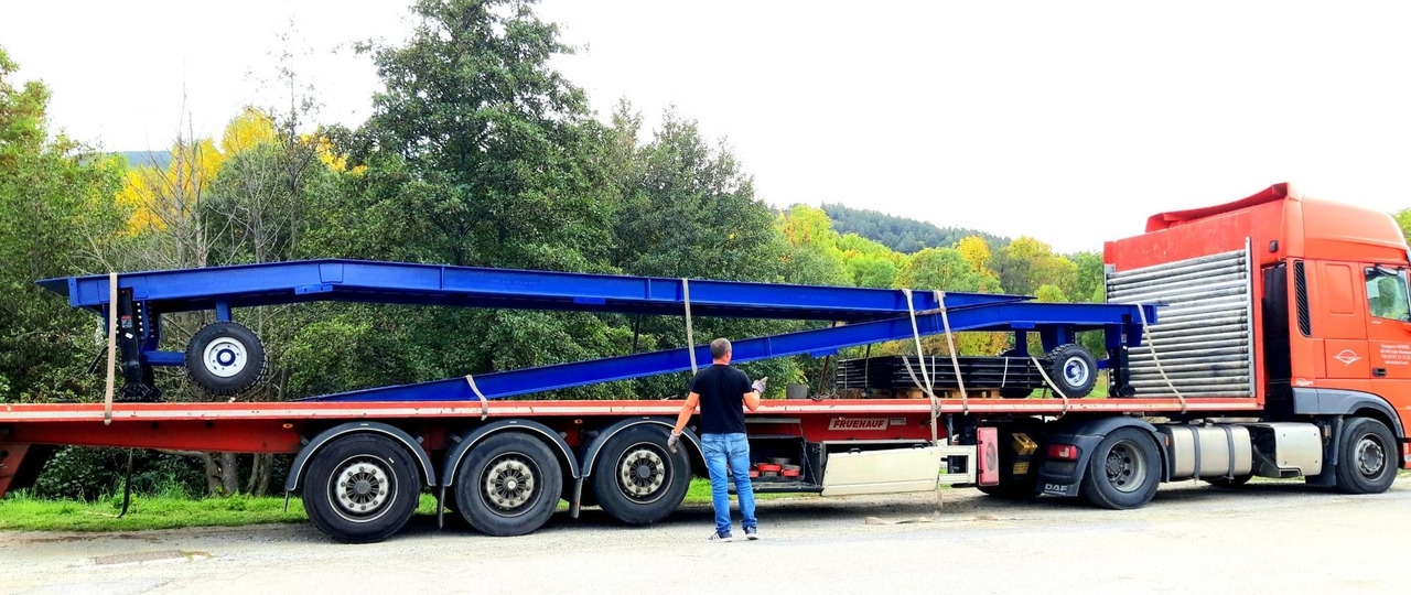 **RENTAL** Large Mobile dock ramp, uncouplable AZ RAMP - KING VERSION, BIG FOOT LLO 20 T - Utovarna rampa: slika 3 **RENTAL** Large Mobile dock ramp, uncouplable AZ RAMP - KING VERSION, BIG FOOT LLO 20 T - Utovarna rampa: slika 3