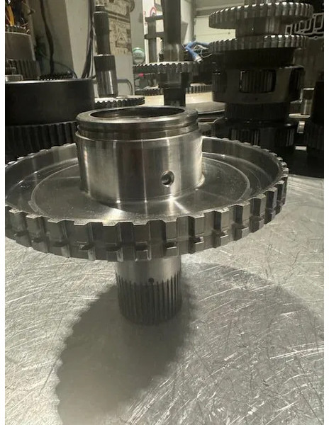 Volvo K2 clutch body, PT1560, 1860, 1660, 1562, 1862, 1760,1761, 1761A, 1563, 1863, 1509, 2519, 2529, - Menjač: slika 3 Volvo K2 clutch body, PT1560, 1860, 1660, 1562, 1862, 1760,1761, 1761A, 1563, 1863, 1509, 2519, 2529, - Menjač: slika 3