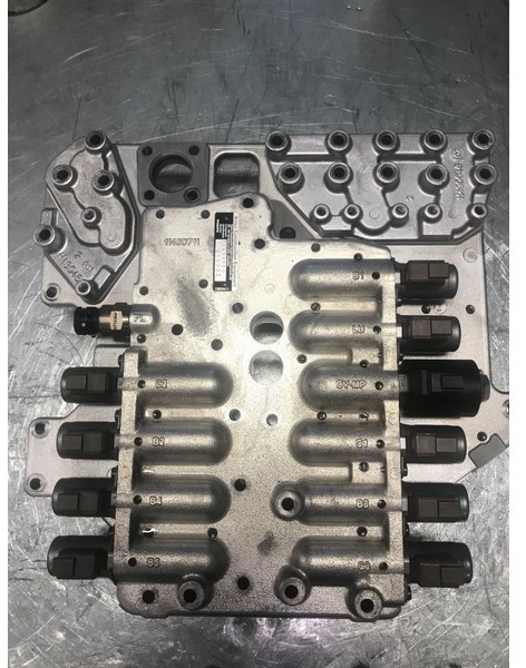 Volvo Rebuilt valve block voe11430000 PT2509 oem 22401 22671 - Upravljačka jedinica za Građevinska mašina: slika 1 Volvo Rebuilt valve block voe11430000 PT2509 oem 22401 22671 - Upravljačka jedinica za Građevinska mašina: slika 1