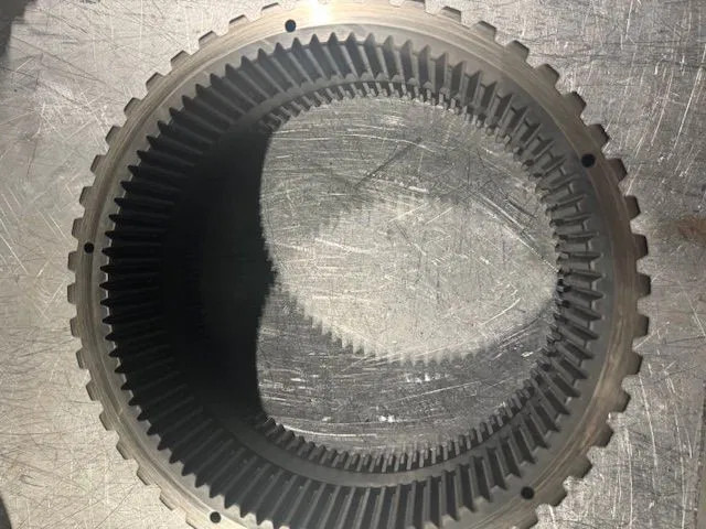 Volvo Ringgear, PT1560, 1860, 1660, 1562, 1862, 1760,1761, 1761A, 1563, 1863, 1509, 2519, 2529, - Menjač: slika 3 Volvo Ringgear, PT1560, 1860, 1660, 1562, 1862, 1760,1761, 1761A, 1563, 1863, 1509, 2519, 2529, - Menjač: slika 3