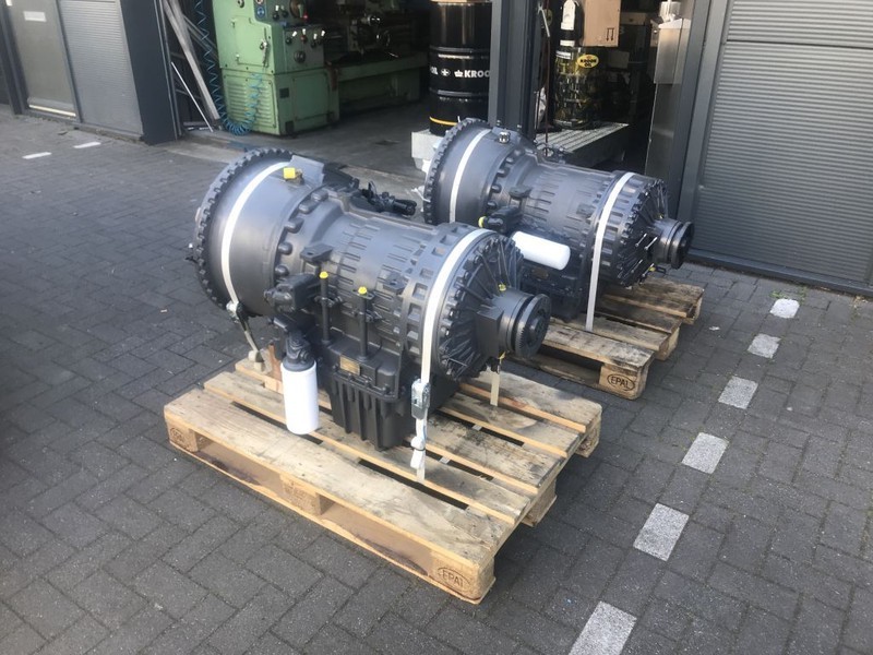 Volvo VT1906PT With or Without retarder / With or without second steering pump - Menjač: slika 3 Volvo VT1906PT With or Without retarder / With or without second steering pump - Menjač: slika 3