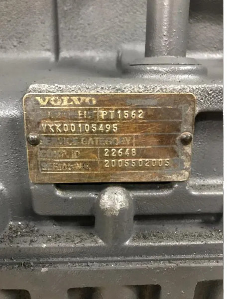 Volvo Versnellingsbak PT1562 oem 22648 - Menjač za Zglobni kiper: slika 2 Volvo Versnellingsbak PT1562 oem 22648 - Menjač za Zglobni kiper: slika 2