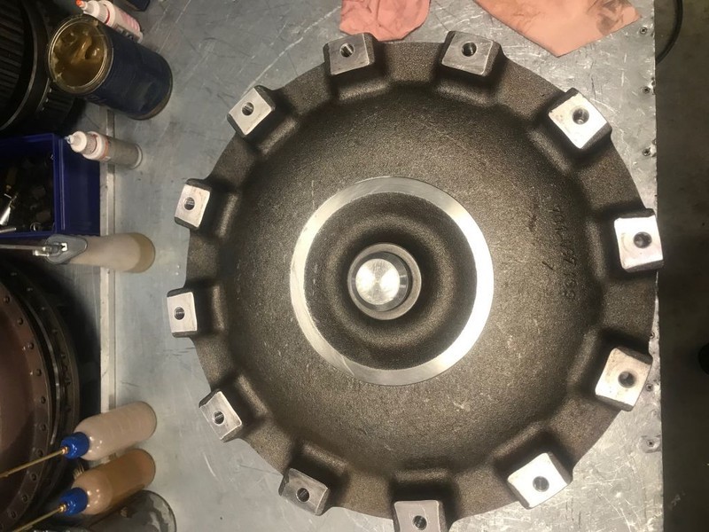 Volvo voe 11038442 Torque converter A25 A30 A35 A40 (D) - Transmisija za Zglobni kiper: slika 1 Volvo voe 11038442 Torque converter A25 A30 A35 A40 (D) - Transmisija za Zglobni kiper: slika 1