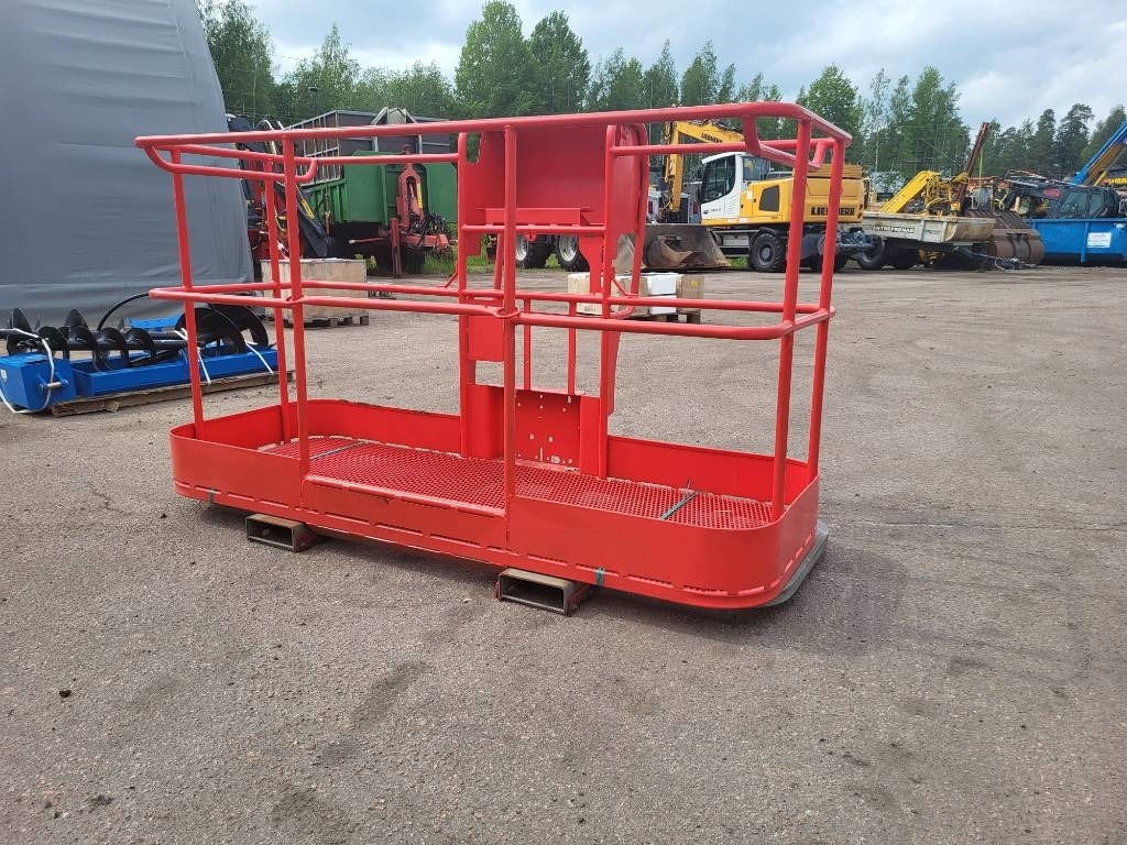 Manitou 200 ATJ kori - Jarbolna penjajuća platforma: slika 4 Manitou 200 ATJ kori - Jarbolna penjajuća platforma: slika 4