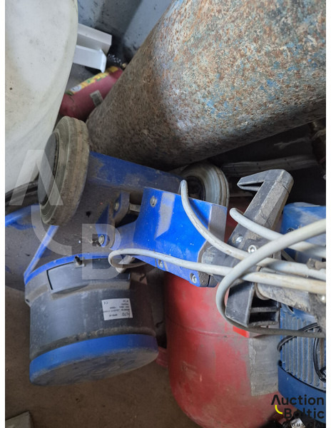 Alto Spin 43 - Kamion cisterna, Električni kamion: slika 5 Alto Spin 43 - Kamion cisterna, Električni kamion: slika 5