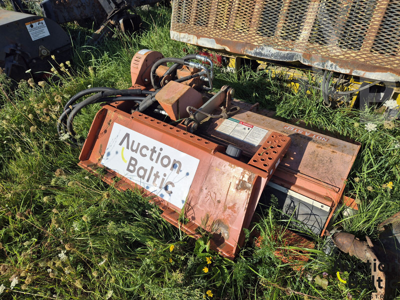 Bobcat FC 155 - Strugač za drvo: slika 1 Bobcat FC 155 - Strugač za drvo: slika 1