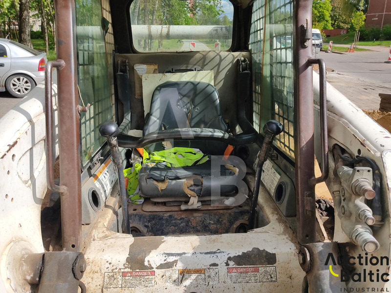 Bobcat S 250 - Mini utovarivač: slika 5 Bobcat S 250 - Mini utovarivač: slika 5