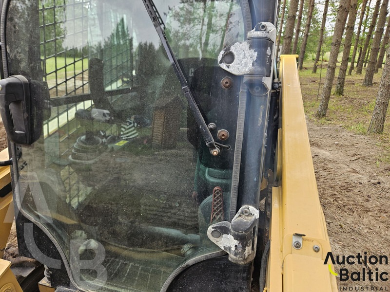 Mini utovarivač Caterpillar 236 D: slika 18 Mini utovarivač Caterpillar 236 D: slika 18