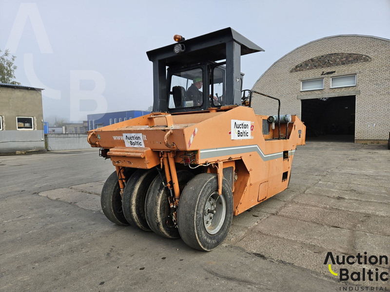 Corinsa CCN 1222 - Pneumatski valjak: slika 2 Corinsa CCN 1222 - Pneumatski valjak: slika 2