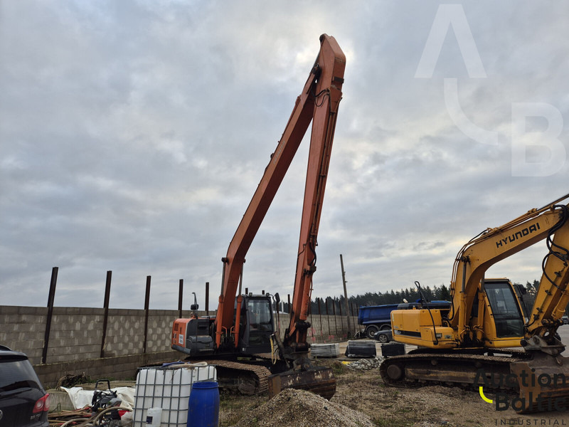 Hitachi ZX 210 LC-3 - Bager guseničar: slika 1 Hitachi ZX 210 LC-3 - Bager guseničar: slika 1