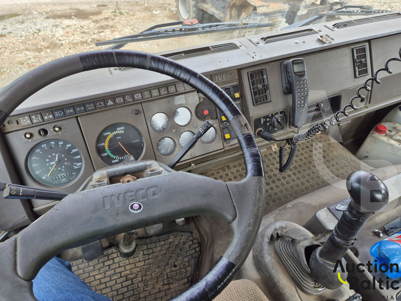 Kamion cisterna Iveco 260-34: slika 7 Kamion cisterna Iveco 260-34: slika 7