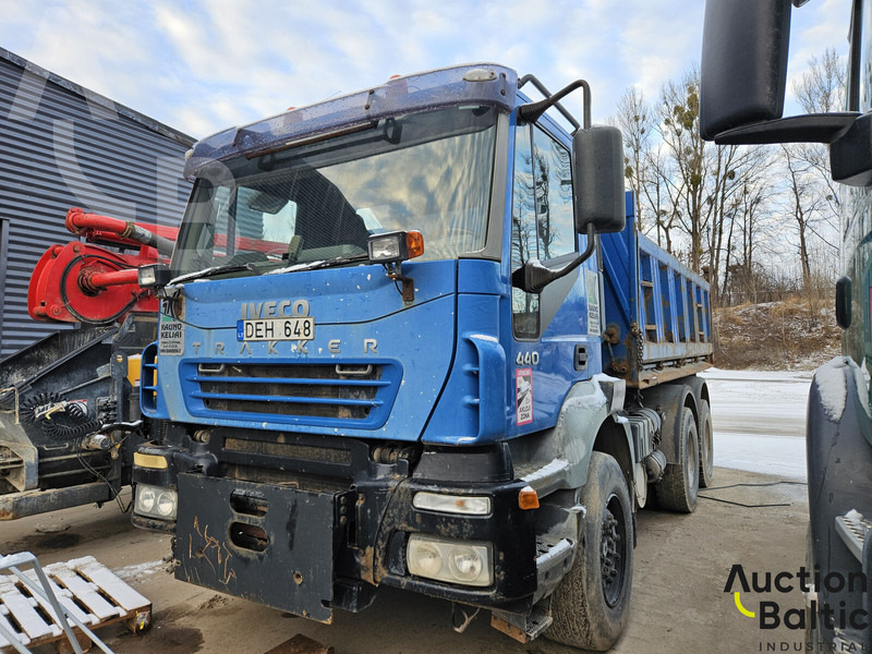 Iveco 260 E44 - Istovarivač: slika 1 Iveco 260 E44 - Istovarivač: slika 1