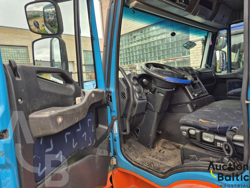 Iveco AT190S42/FP CT - Kamion sa golom šasijom i zatvorenom kabinom: slika 4 Iveco AT190S42/FP CT - Kamion sa golom šasijom i zatvorenom kabinom: slika 4