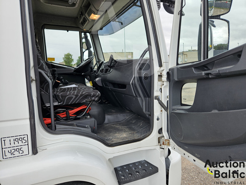 Iveco Euro Cargo 120E 25 - Hladnjača: slika 5 Iveco Euro Cargo 120E 25 - Hladnjača: slika 5