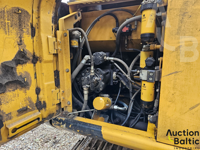 Bager guseničar JCB JS 145 LR: slika 19