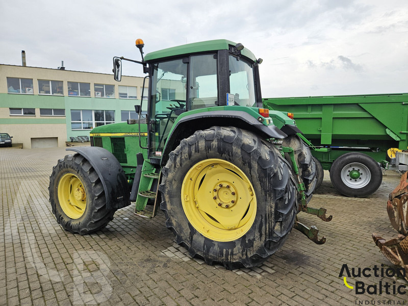 John Deere 6810 - Traktor: slika 3 John Deere 6810 - Traktor: slika 3