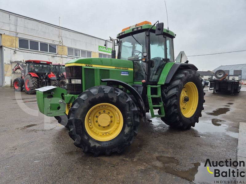 John Deere 7710 - Traktor: slika 2 John Deere 7710 - Traktor: slika 2
