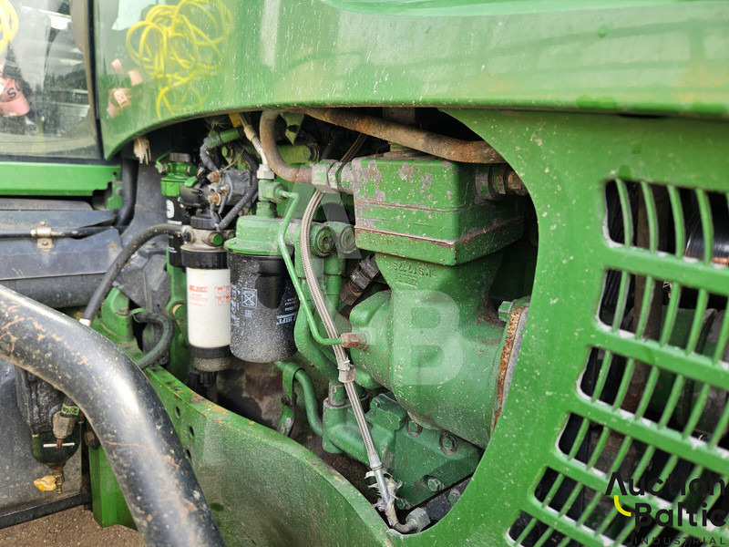 Traktor John Deere 7830: slika 10 Traktor John Deere 7830: slika 10