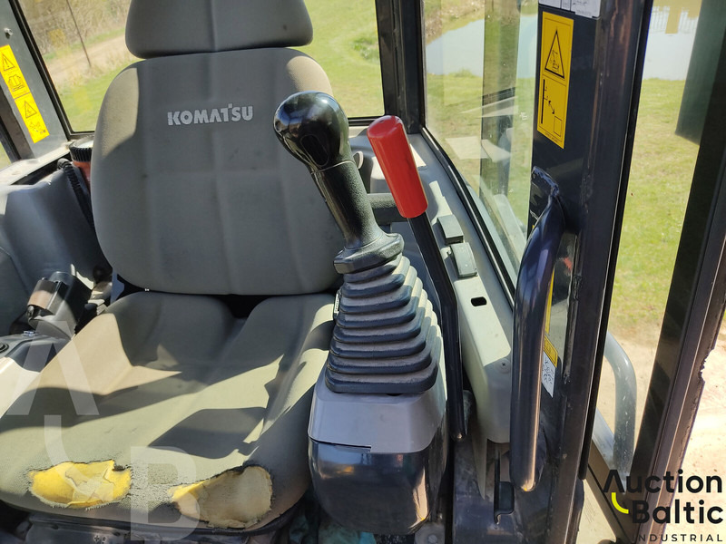 Mini bager Komatsu PC35MR-5: slika 8