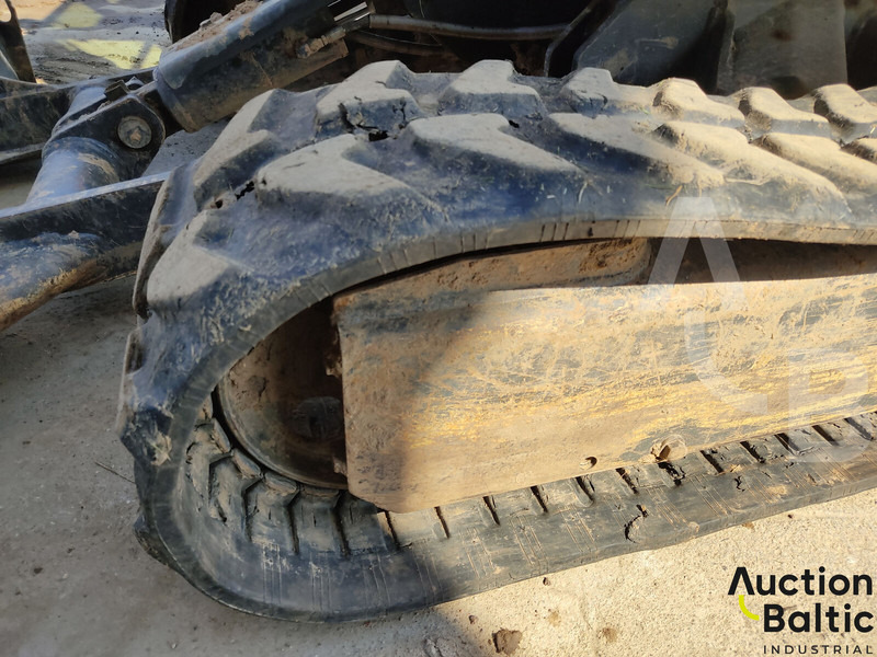 Mini bager Komatsu PC35MR-5: slika 17