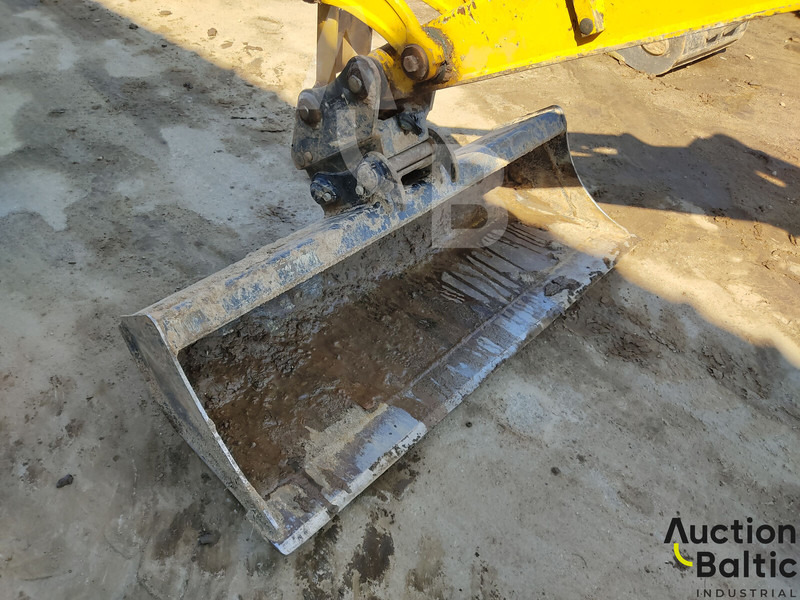 Mini bager Komatsu PC35MR-5: slika 15