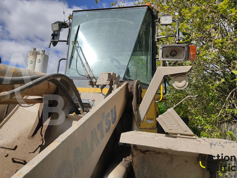 Komatsu WA250-5 Komatsu WA250-5: slika 10