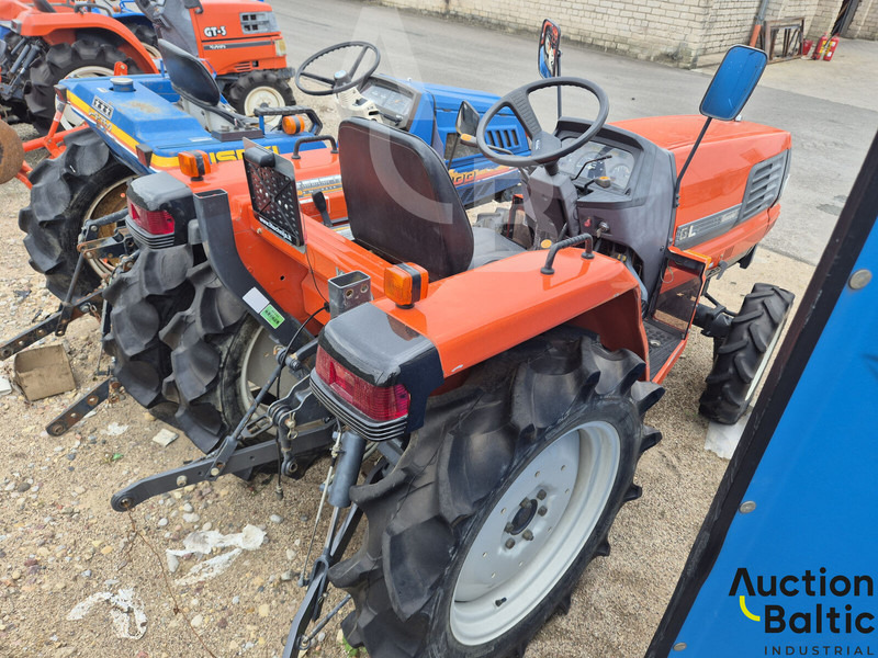 Kubota GL 240 - Traktor: slika 4 Kubota GL 240 - Traktor: slika 4