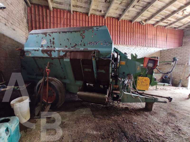 Labrador MT90 - Oprema za stoku: slika 2 Labrador MT90 - Oprema za stoku: slika 2