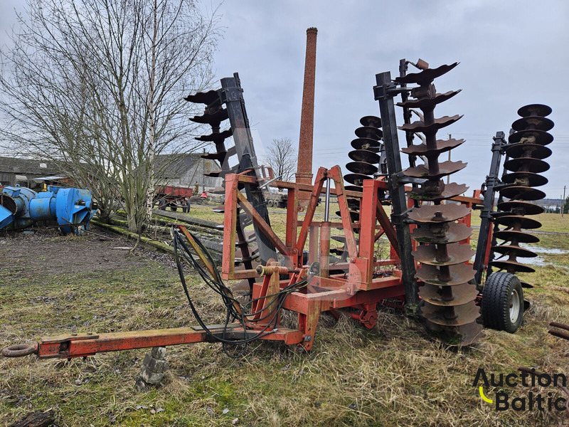 Massey Ferguson Ferguson - Tanjirača: slika 2 Massey Ferguson Ferguson - Tanjirača: slika 2