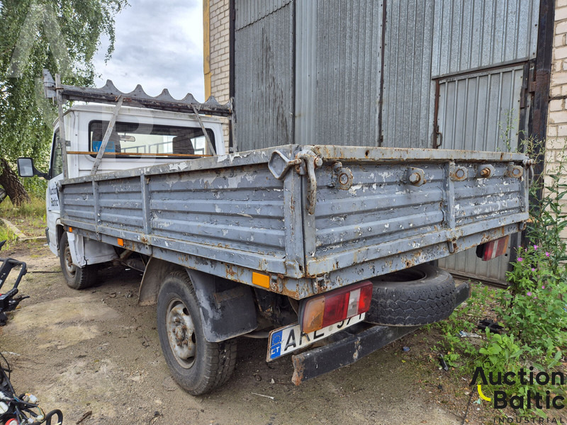 Mercedes-Benz 100-serie 100 D - Dostavno vozilo sa otvorenom sandukom: slika 3 Mercedes-Benz 100-serie 100 D - Dostavno vozilo sa otvorenom sandukom: slika 3
