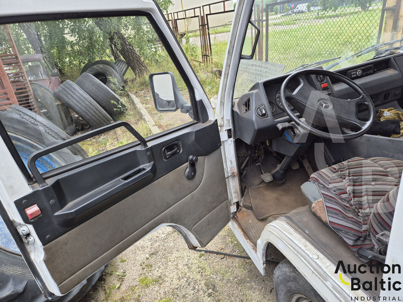 Mercedes-Benz 100-serie 100 D - Dostavno vozilo sa otvorenom sandukom: slika 5 Mercedes-Benz 100-serie 100 D - Dostavno vozilo sa otvorenom sandukom: slika 5