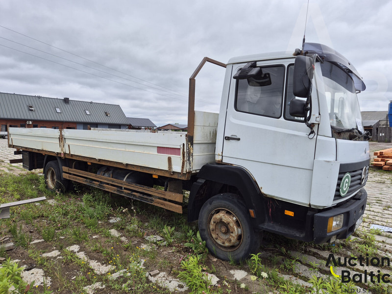 Mercedes-Benz 1117 - Kamion sa tovarnim sandukom: slika 3 Mercedes-Benz 1117 - Kamion sa tovarnim sandukom: slika 3